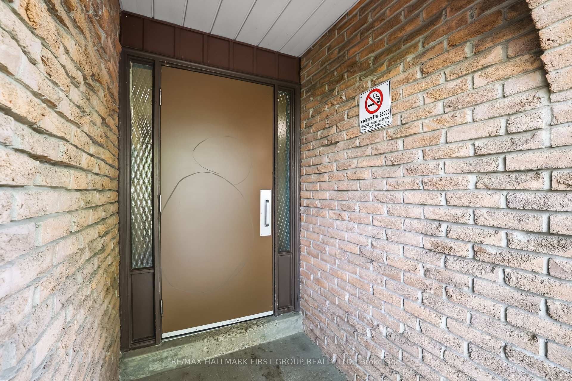1331 Mary Street N 3, Oshawa, ON L1G 6Z2