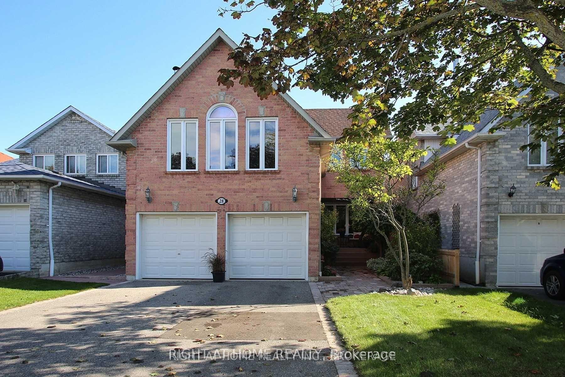 28 Mullen Drive, Ajax, ON L1T 2A5