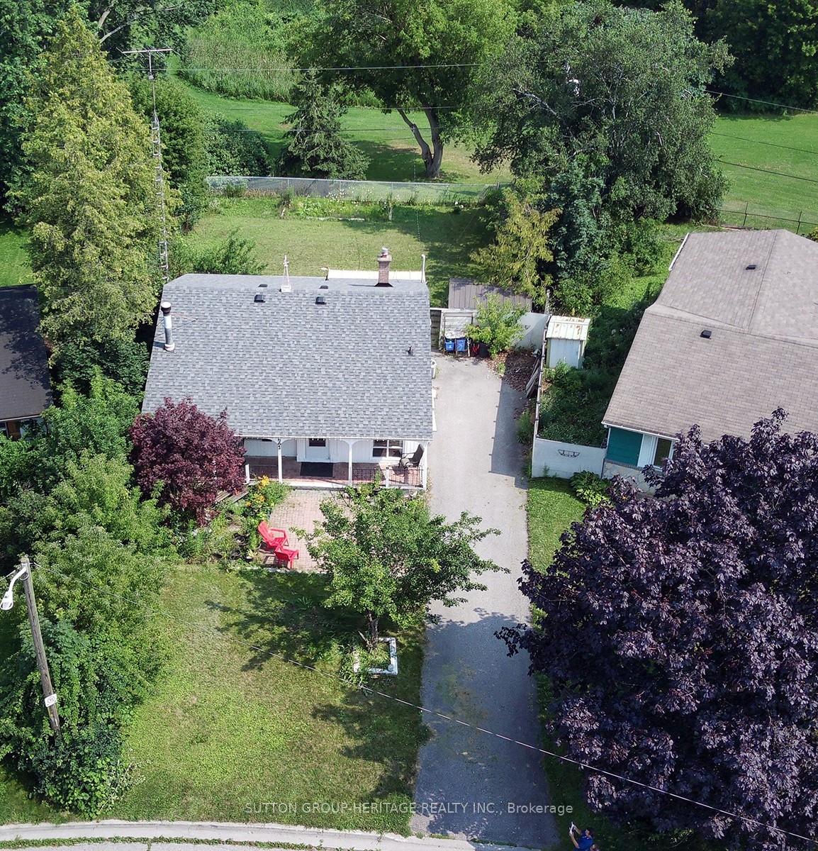 661 Annland Street, Pickering, ON L1W 1A9