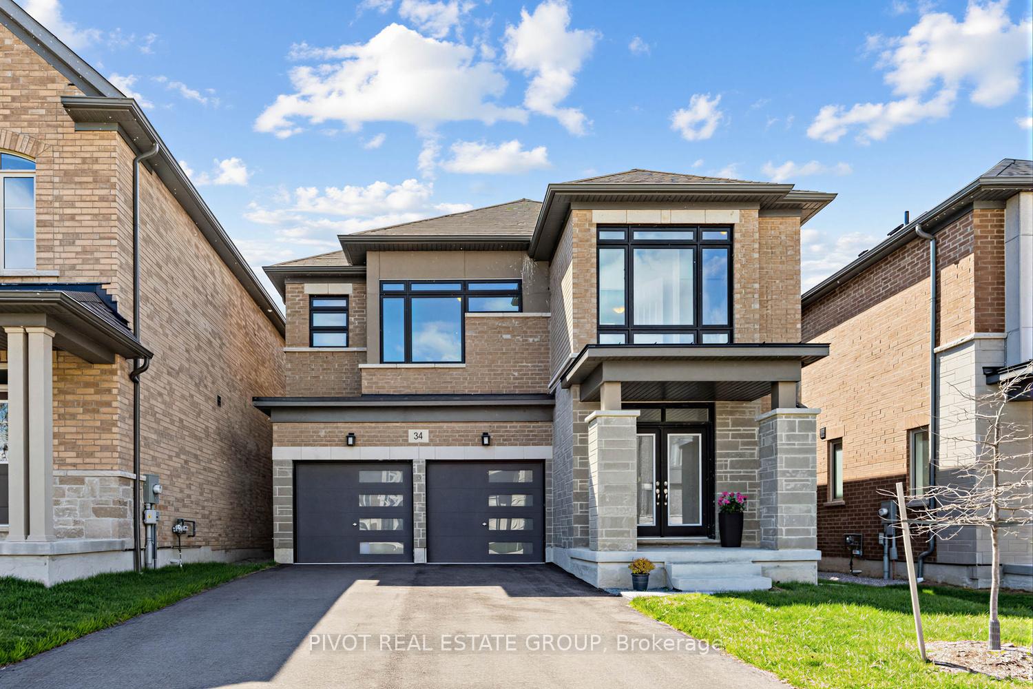 34 Waterfront Crescent, Whitby, ON L1N 0M9