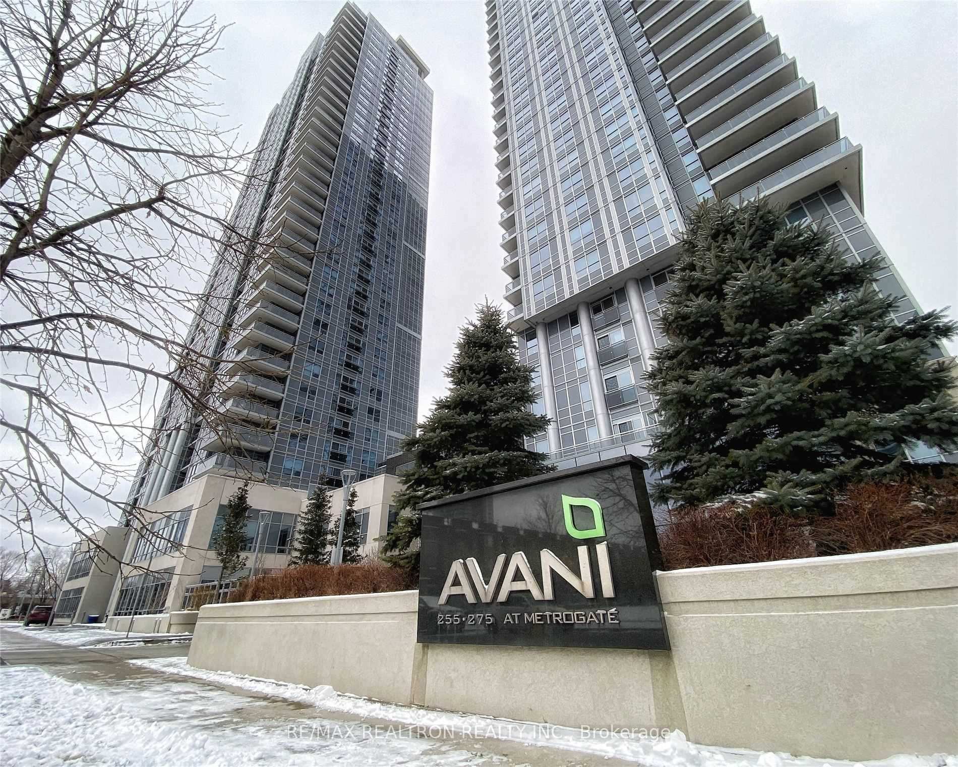 275 Village Green Square 821, Toronto E07, ON M1S 0L8