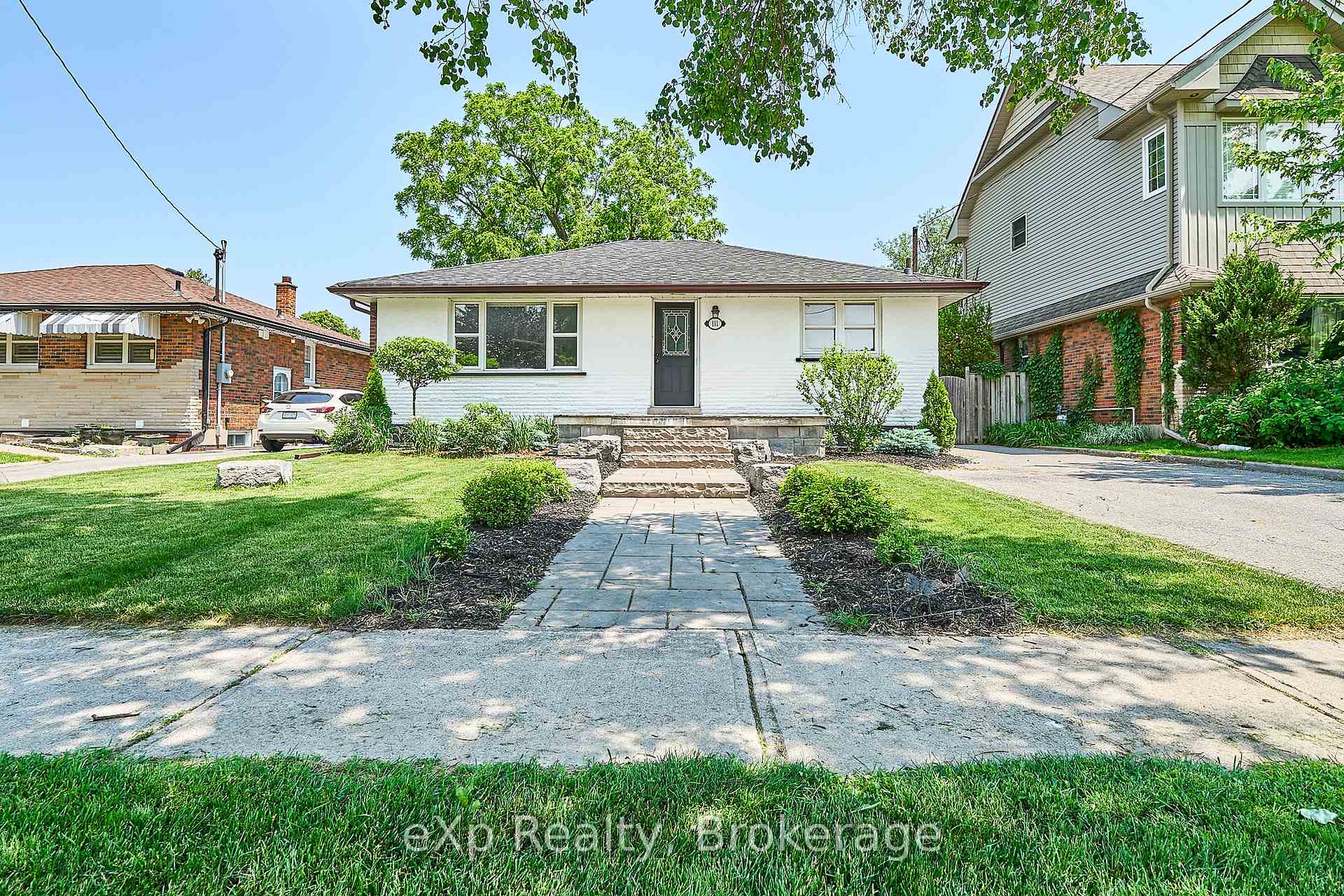 111 Riverside Drive N, Oshawa, ON L1G 6J6