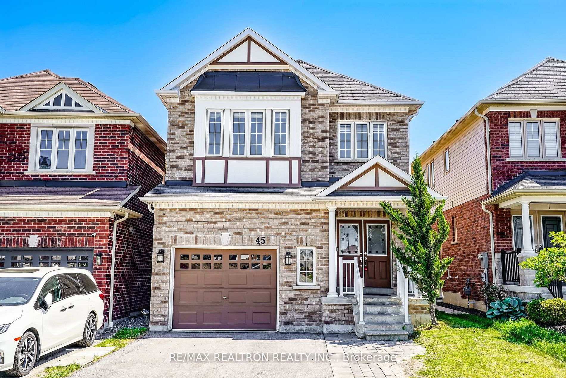 45 Denny Street, Ajax, ON L1Z 0C6