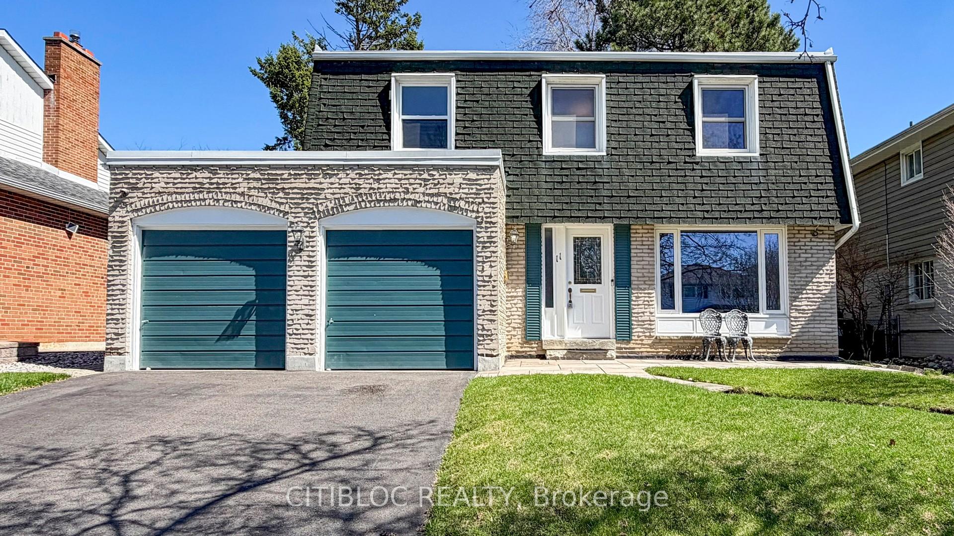 11 Castle Hill Drive, Toronto E05, ON M1T 2Y2