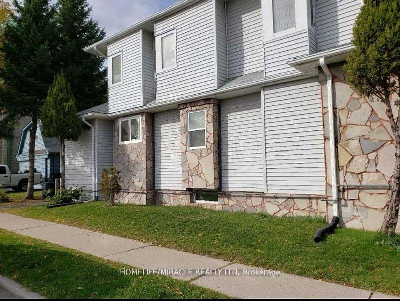 598 Front Street Unit 2, Oshawa, ON L1H 4V4