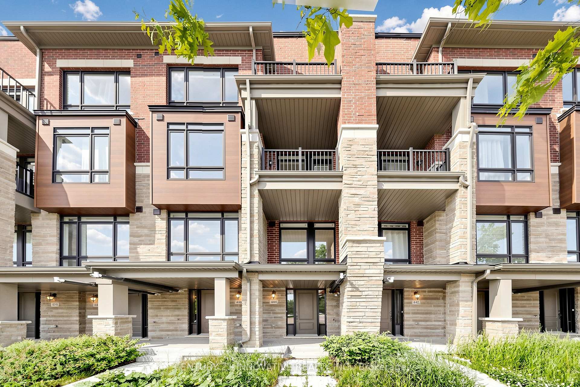 444 Salem Road S, Ajax, ON L1S 0G9