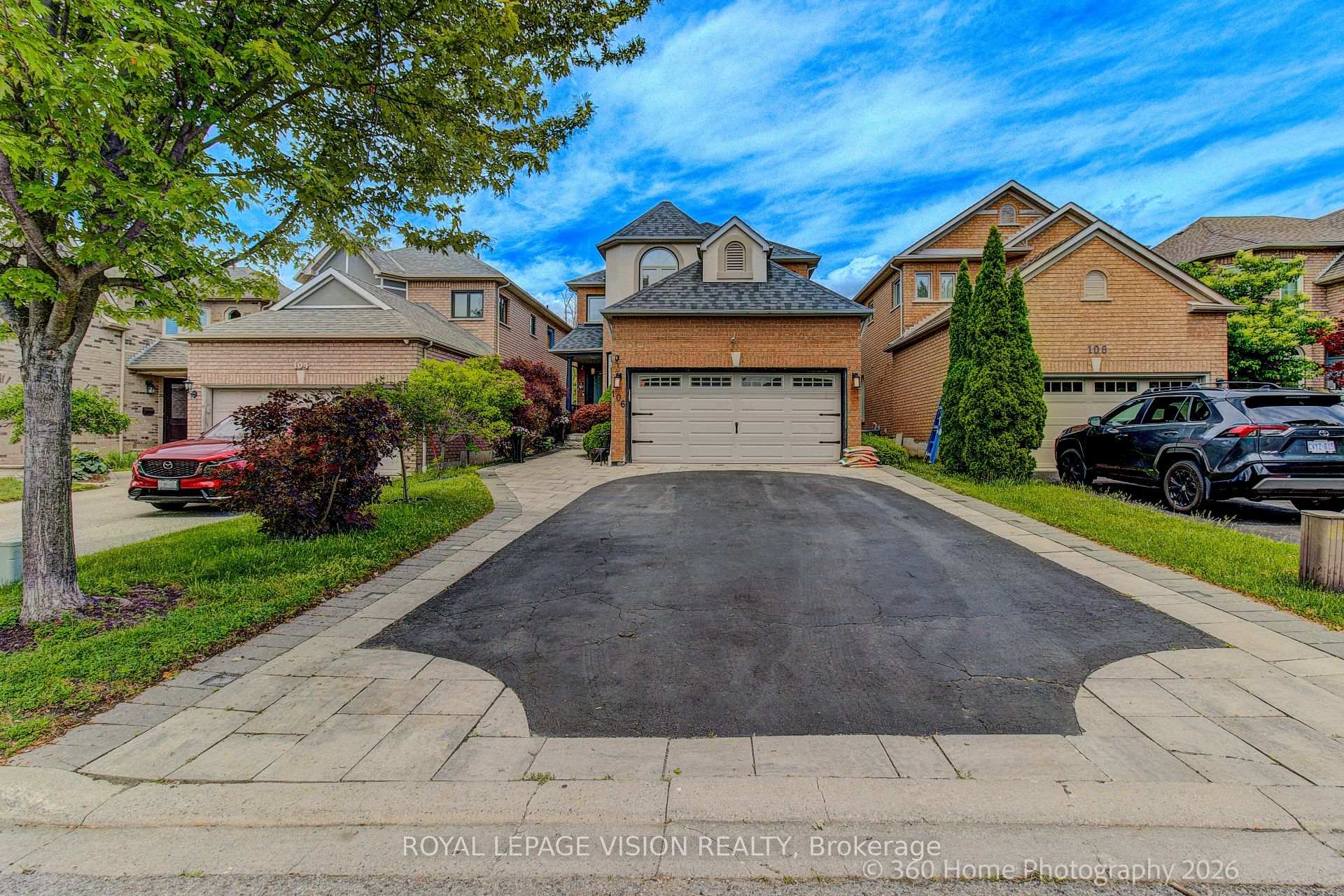 106 Copley Street, Pickering, ON L1V 6V6