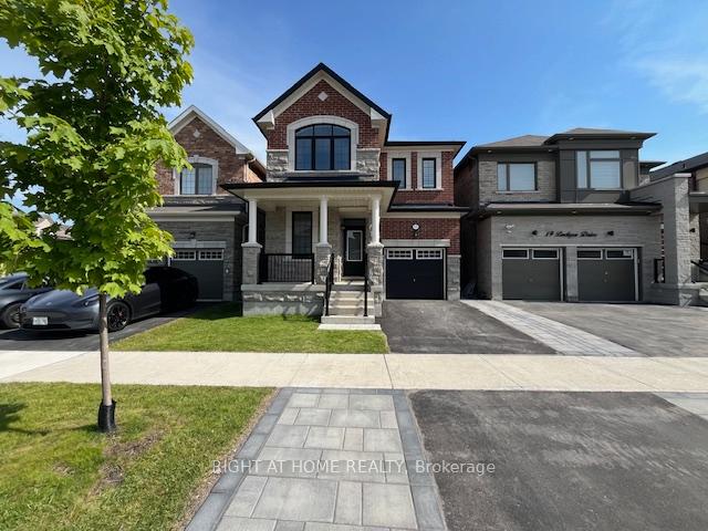 17 Lockyer Drive, Whitby, ON L1P 0M1