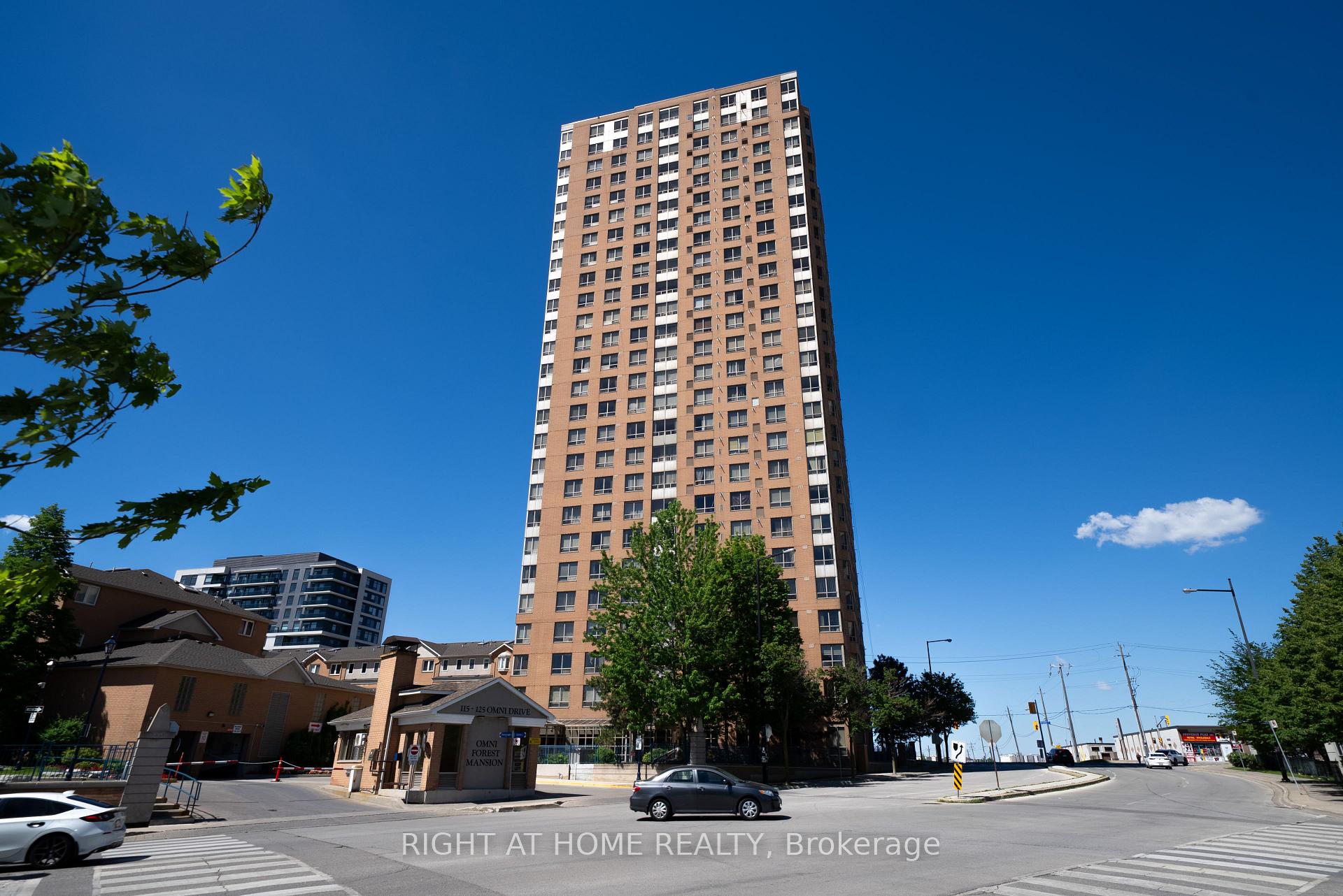 115 Omni Drive 709, Toronto E09, ON M1P 5B4