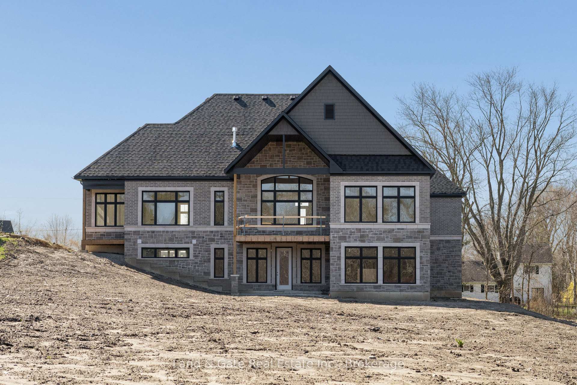 32 Ormiston Street, Clarington, ON L0B 1J0