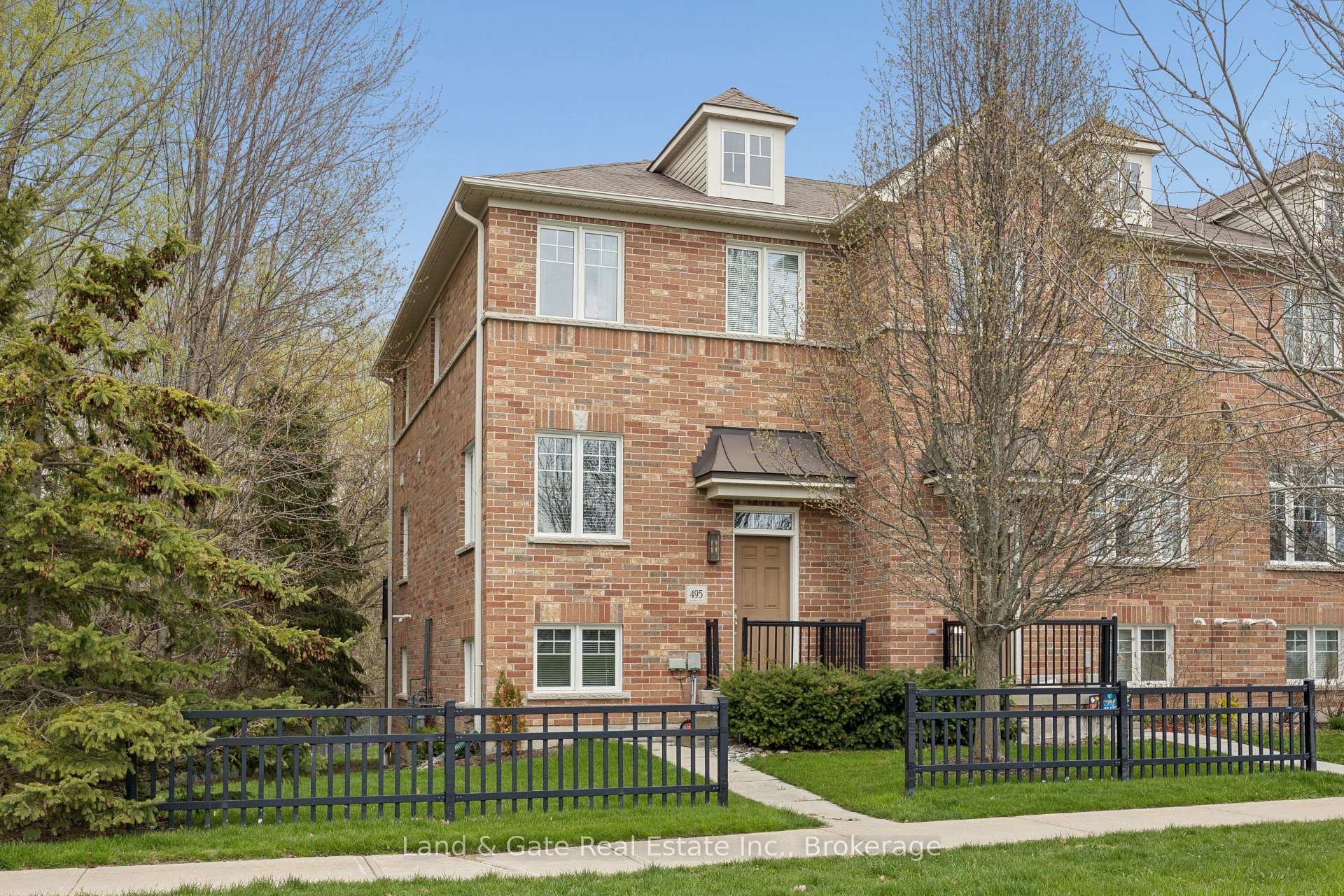495 Mearns Avenue, Clarington, ON L1C 5M5