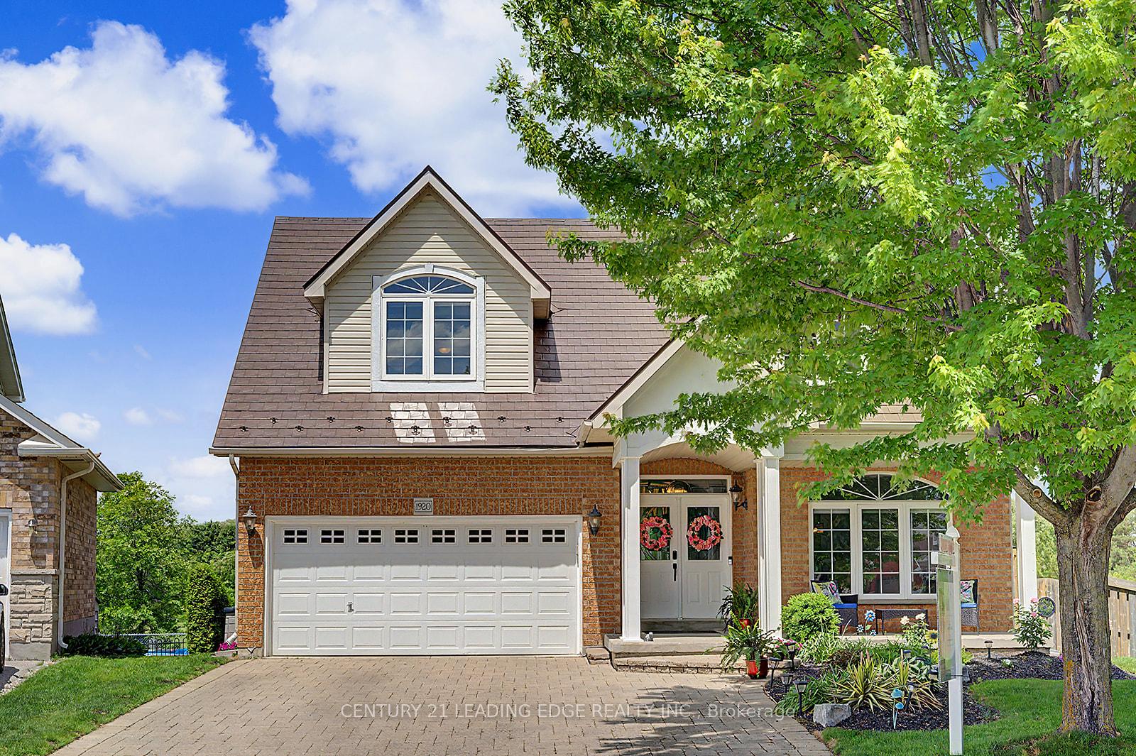 1920 Clearwater Court, Oshawa, ON L1K 2Z6