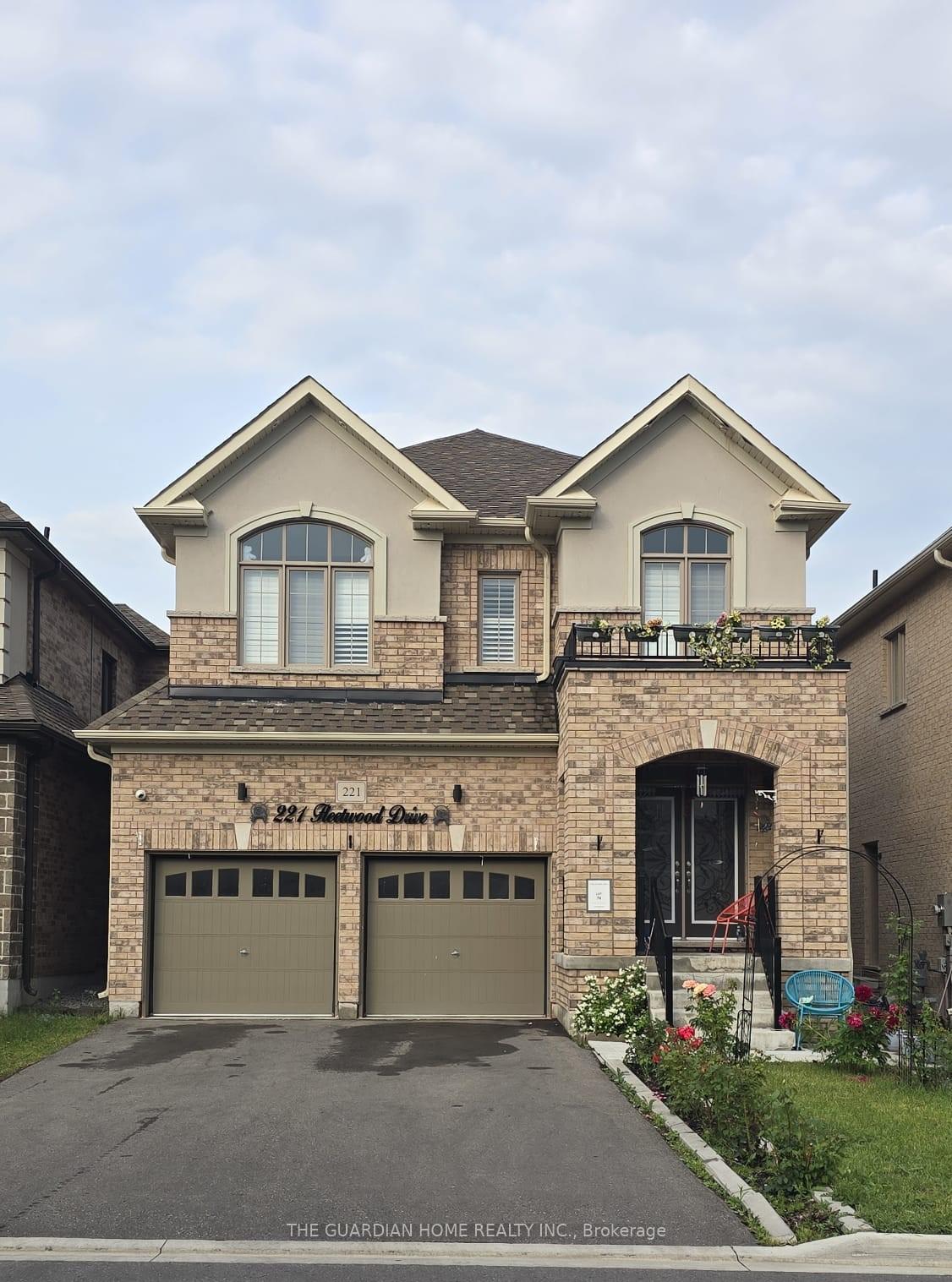 221 Fleetwood Drive, Oshawa, ON L1K 3E7