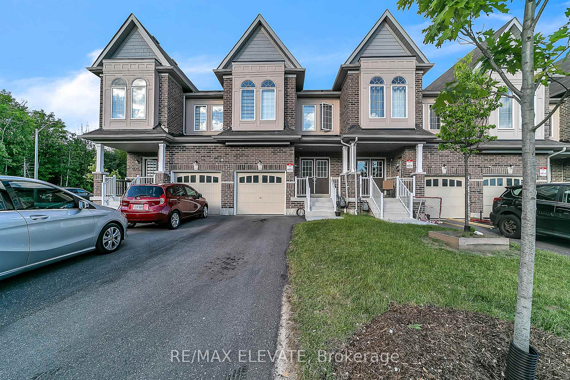 1208 Jim Brewster Circle, Oshawa, ON L1K 1A5