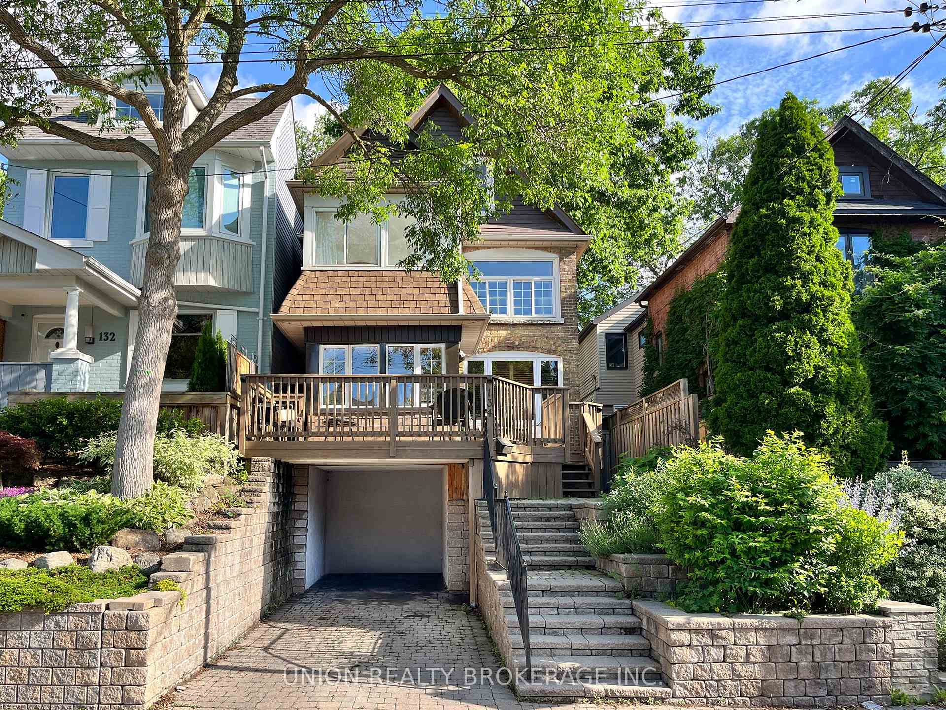 134 Duvernet Avenue, Toronto E02, ON M4E 1V4