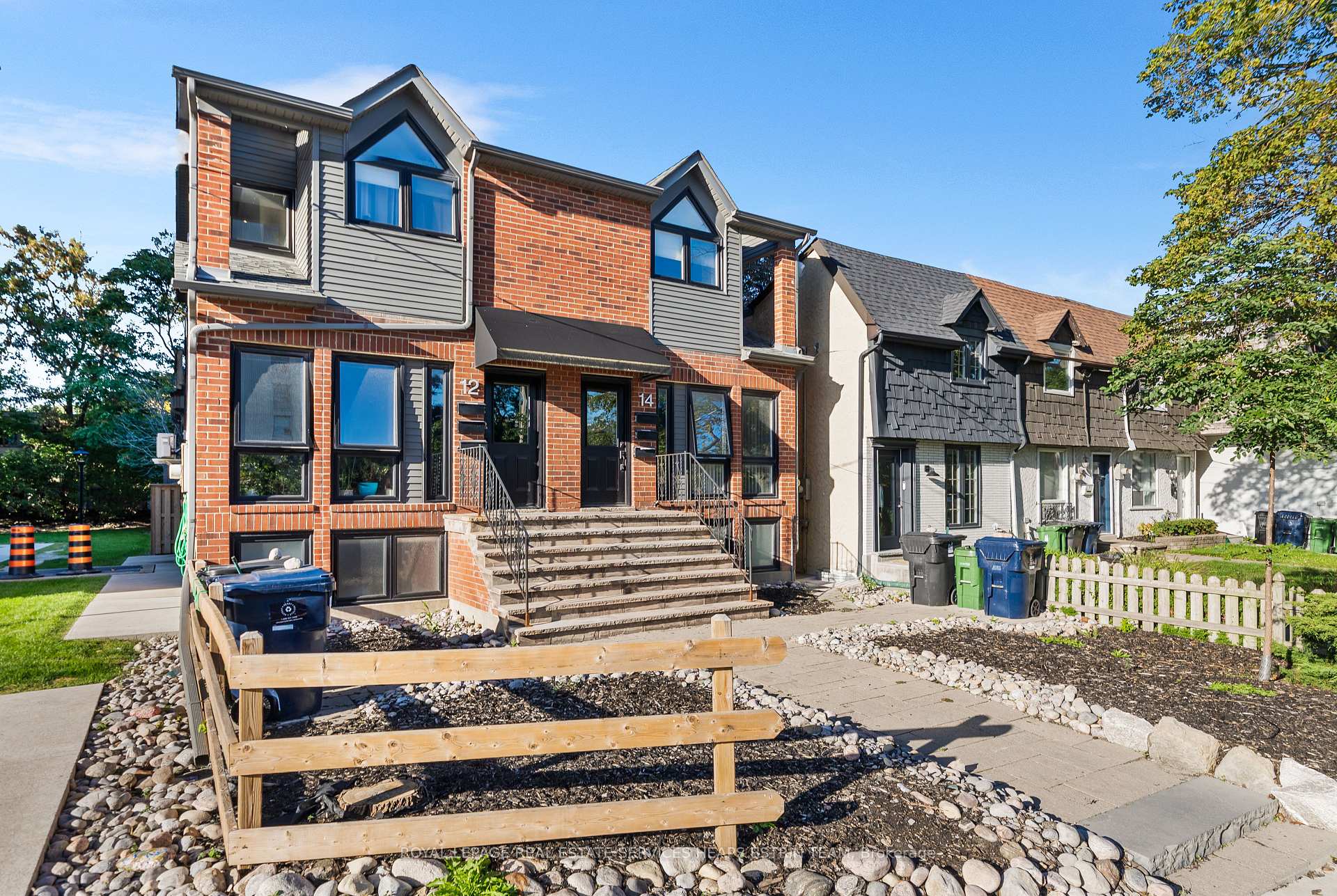 14 Dartford Road Unit 3, Toronto E03, ON M4K 1S8