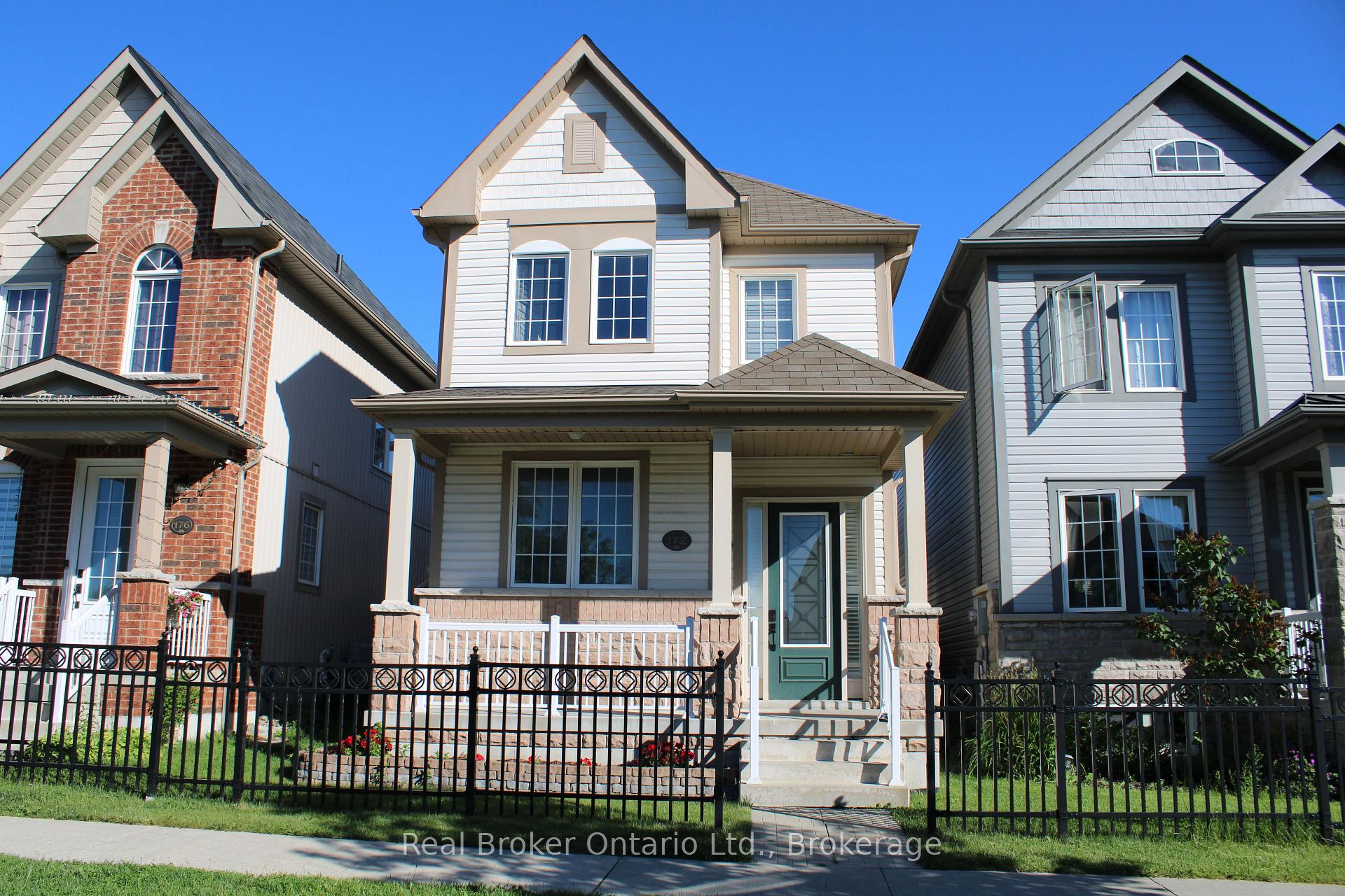 172 Mcbride Avenue, Clarington, ON L1C 0J4