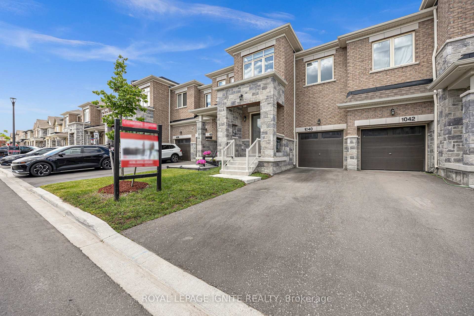 1040 Skyridge Boulevard, Pickering, ON L1X 0G5