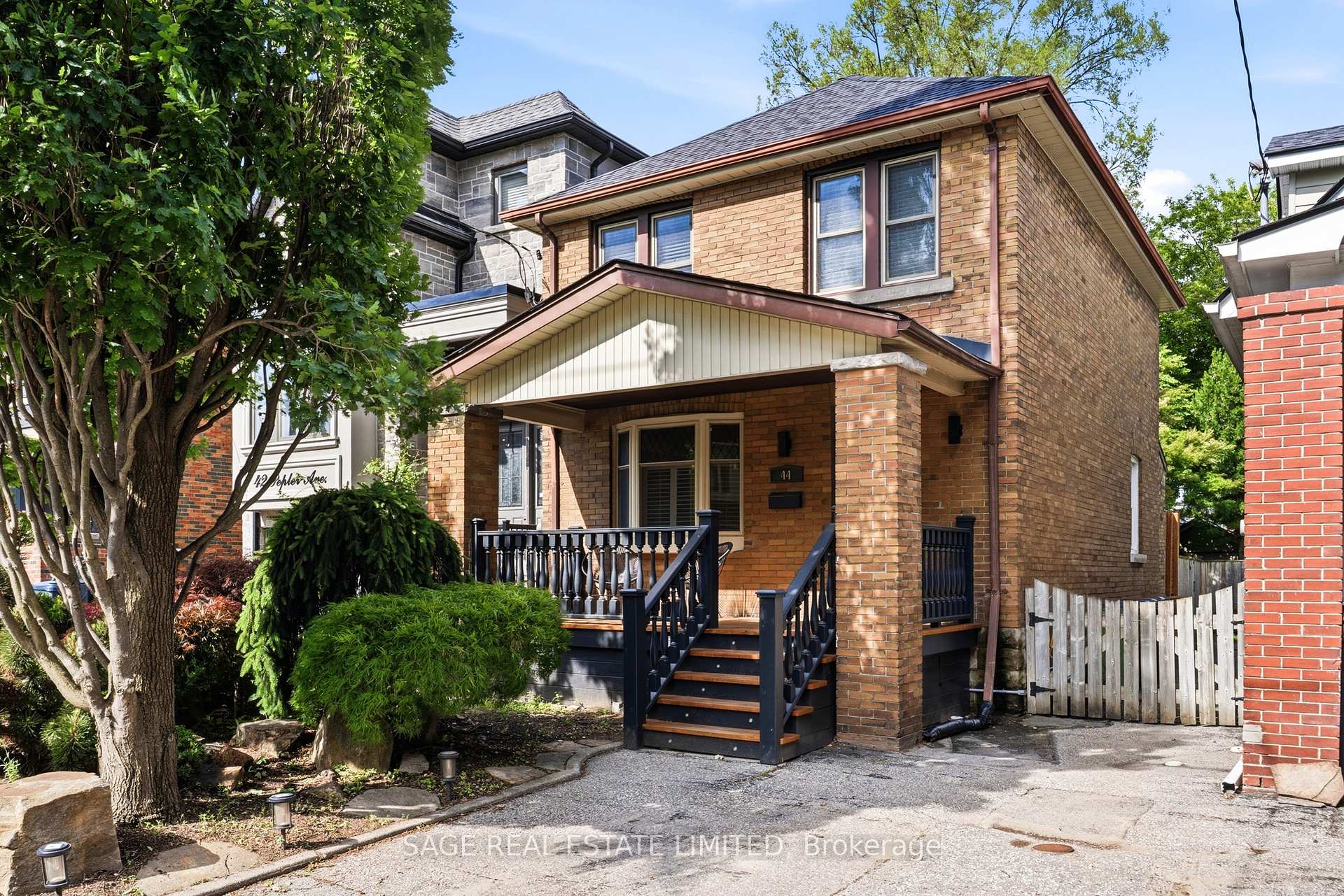 44 Pepler Avenue, Toronto E03, ON M4J 2Y8