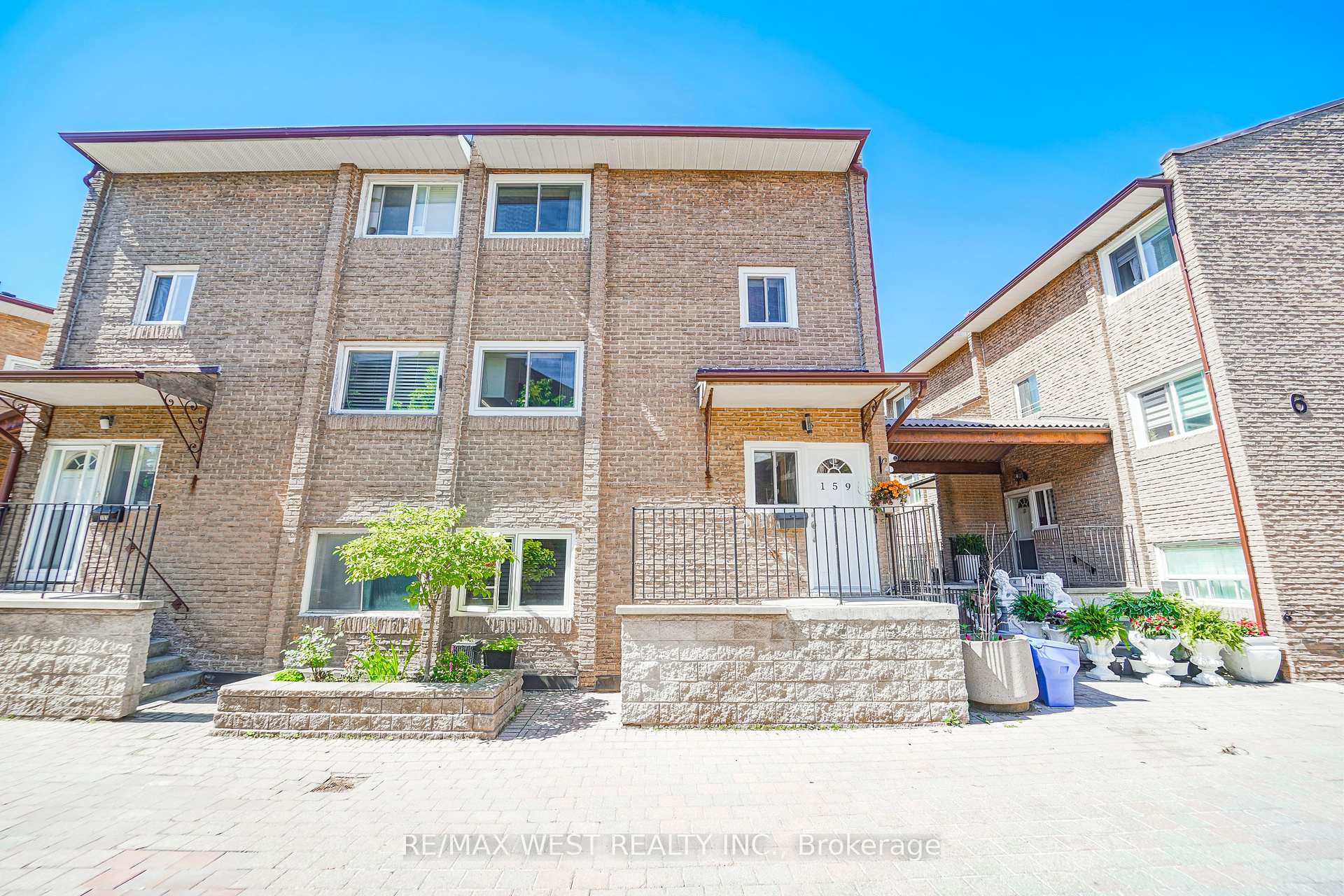 50 Scarborough Golf Club Road 159, Toronto E08, ON M1M 3T5