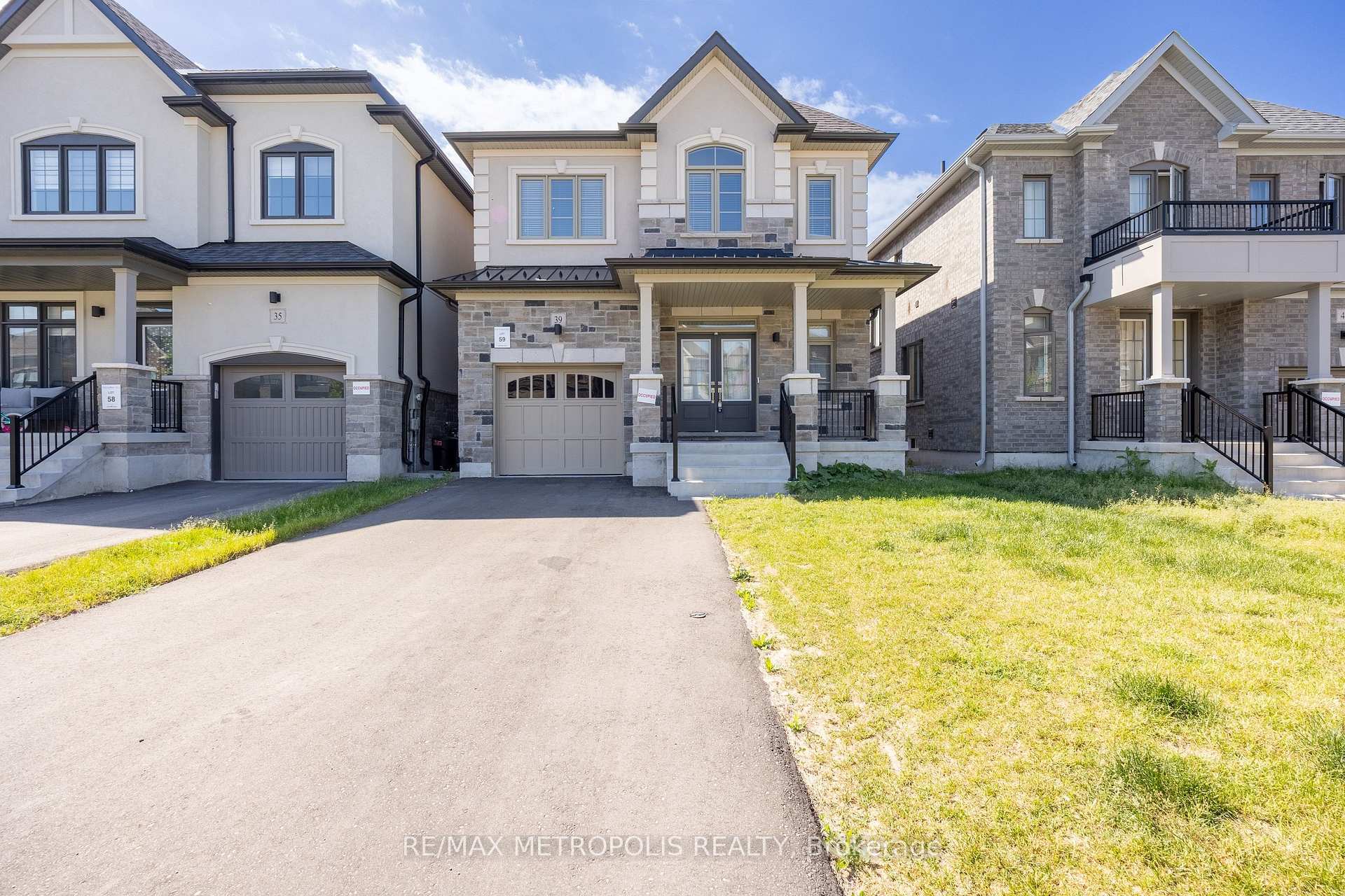 39 Northrop Avenue, Clarington, ON L1B 0W6