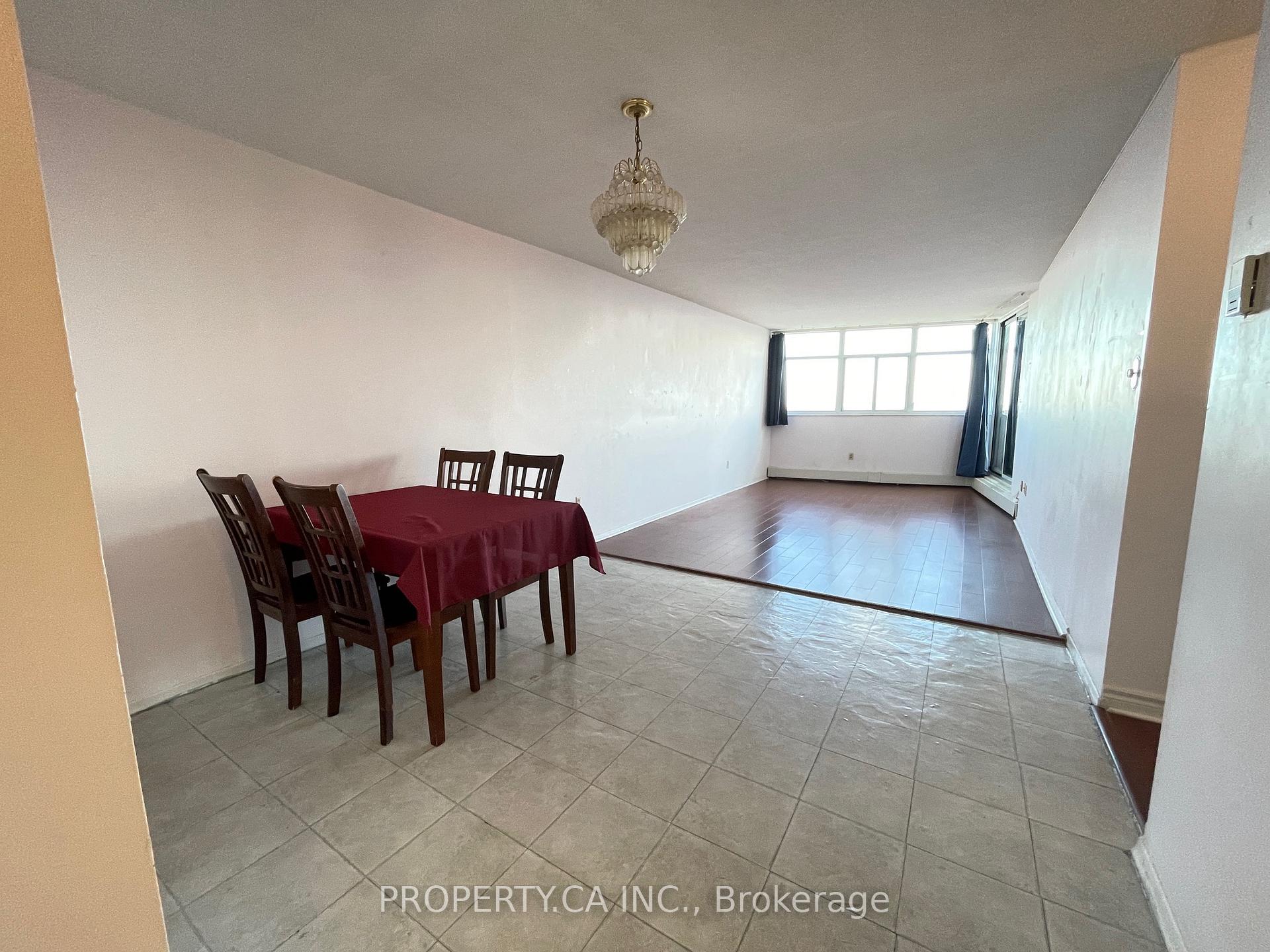 2050 Bridletowne Circle 1904, Toronto E05, ON M1W 2V5