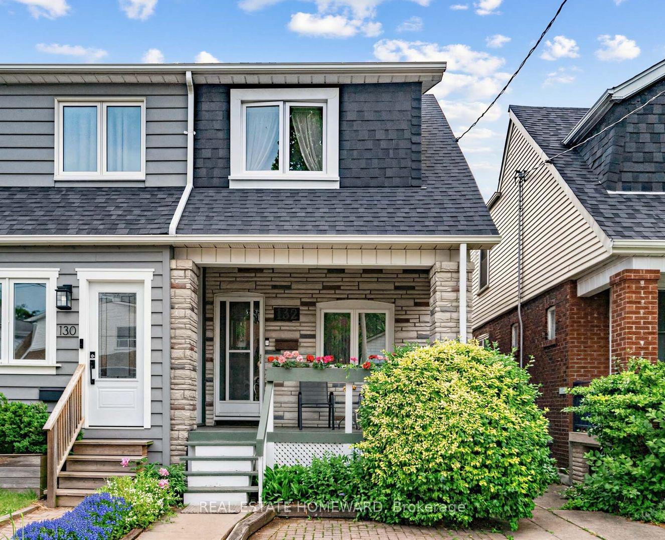 132 Woodmount Avenue, Toronto E03, ON M4C 3Y8