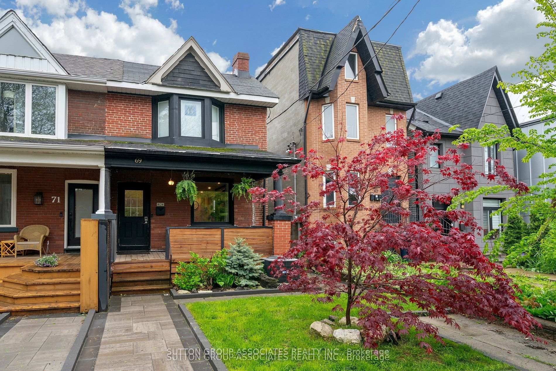 69 Dagmar Avenue, Toronto E01, ON M4M 1V9