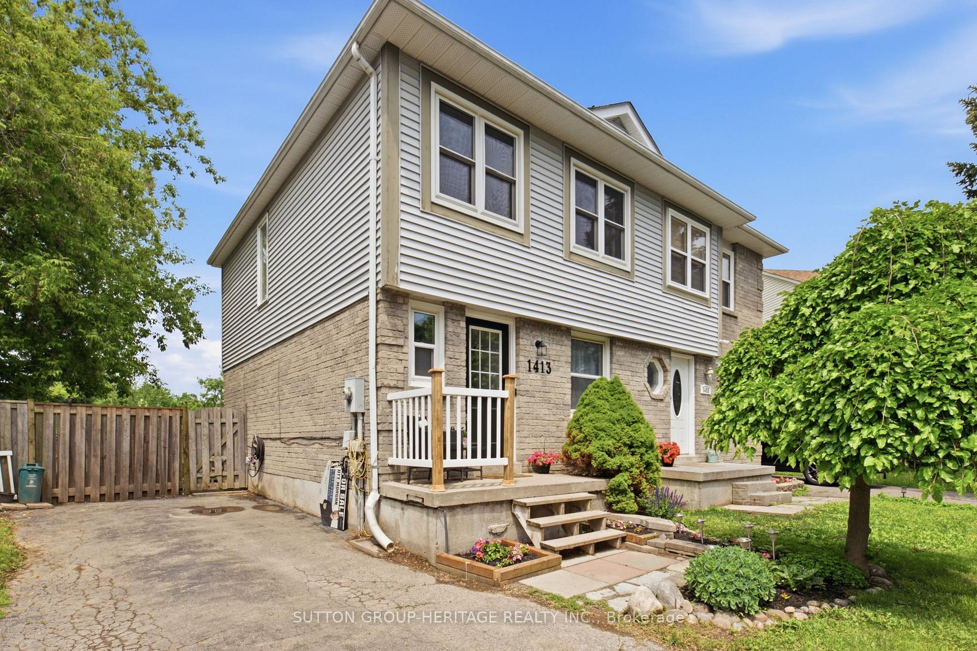 1413 Beaverbrook Court, Oshawa, ON L1J 8L1