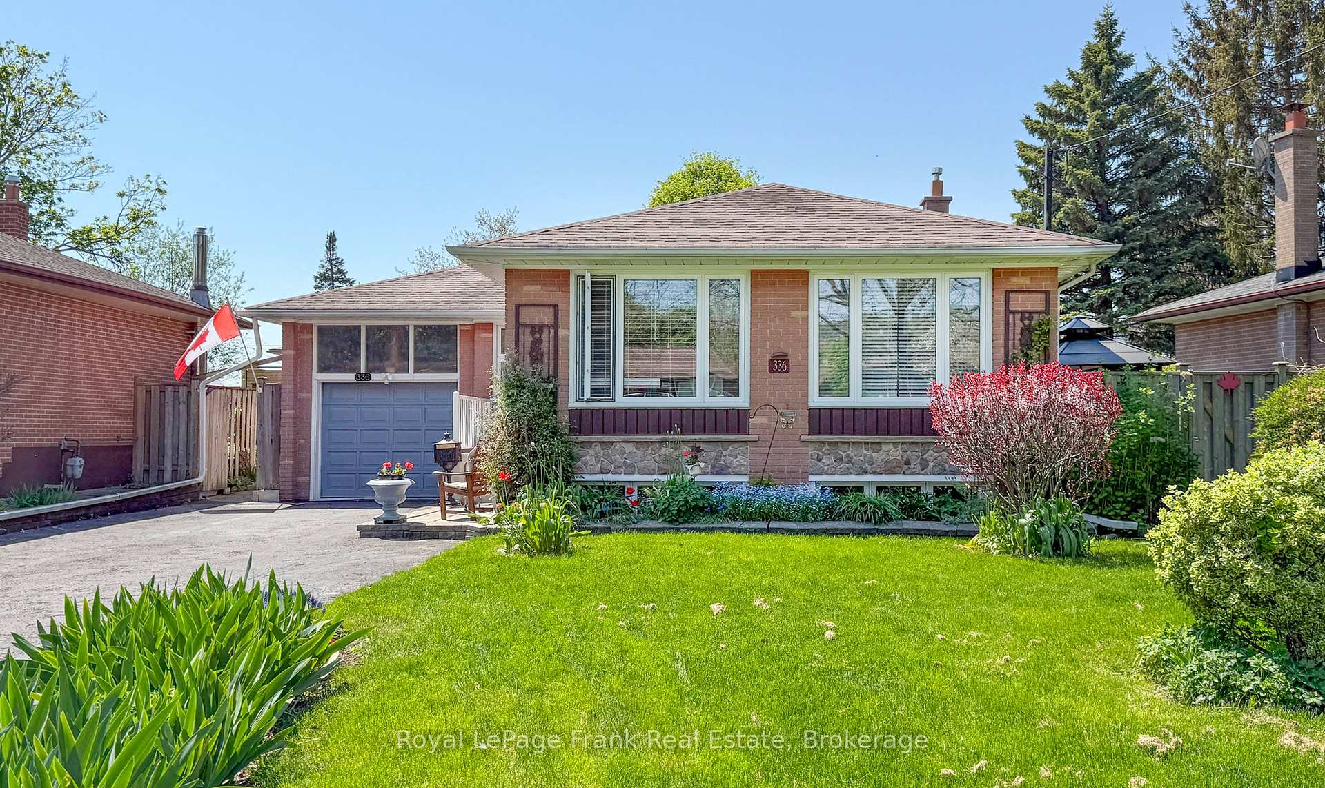 336 Viewmount Street, Oshawa, ON L1H 7C3