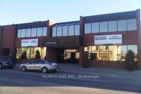 111 Simcoe Street N 204B, Oshawa, ON L1G 4S4