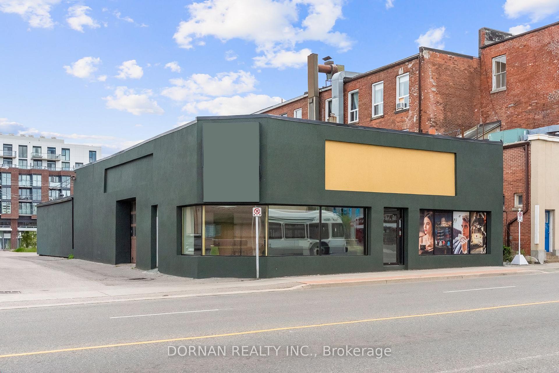 103 Dundas Street E C, Whitby, ON L1N 2H6