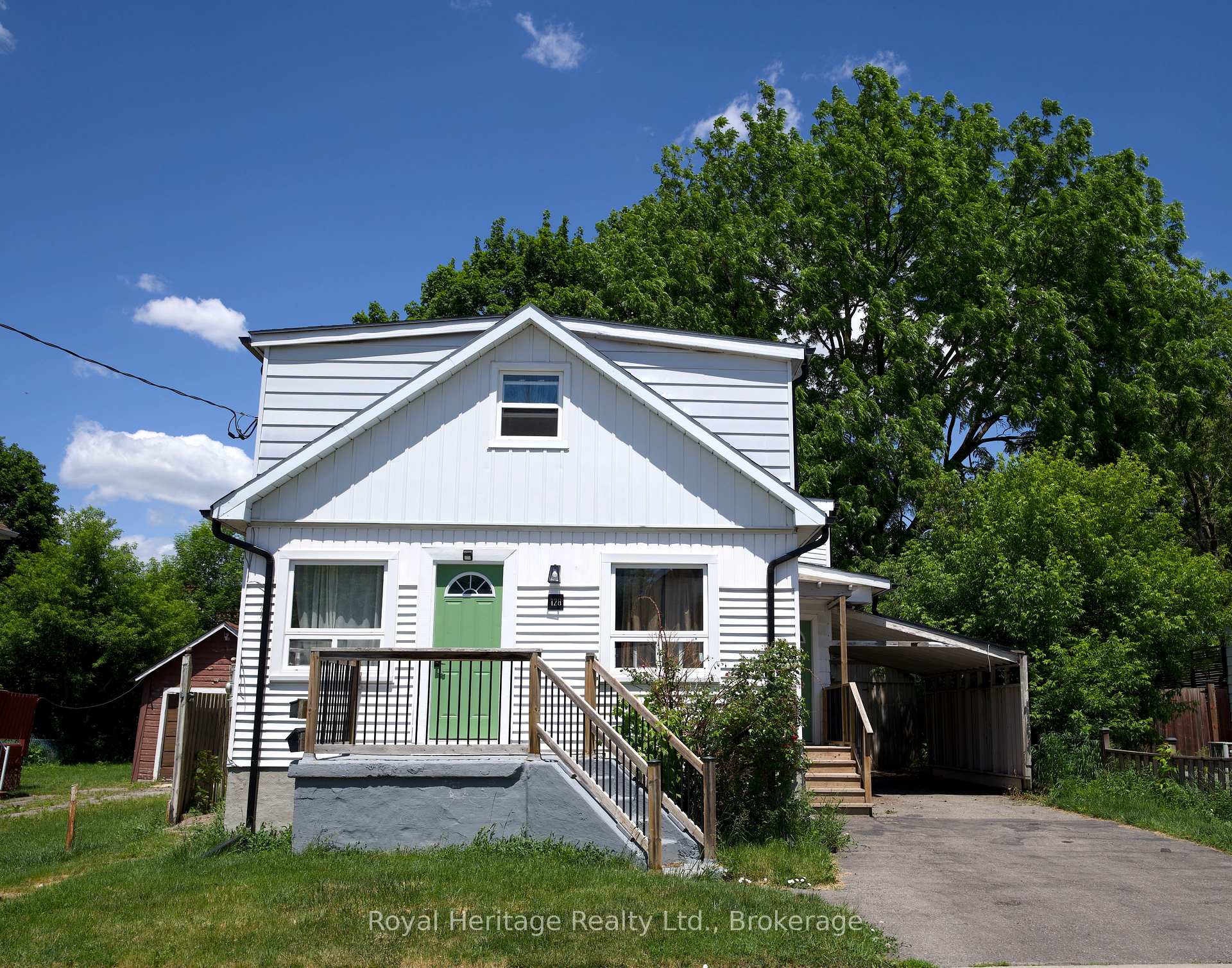 128 Summer Street, Oshawa, ON L1H 2K9