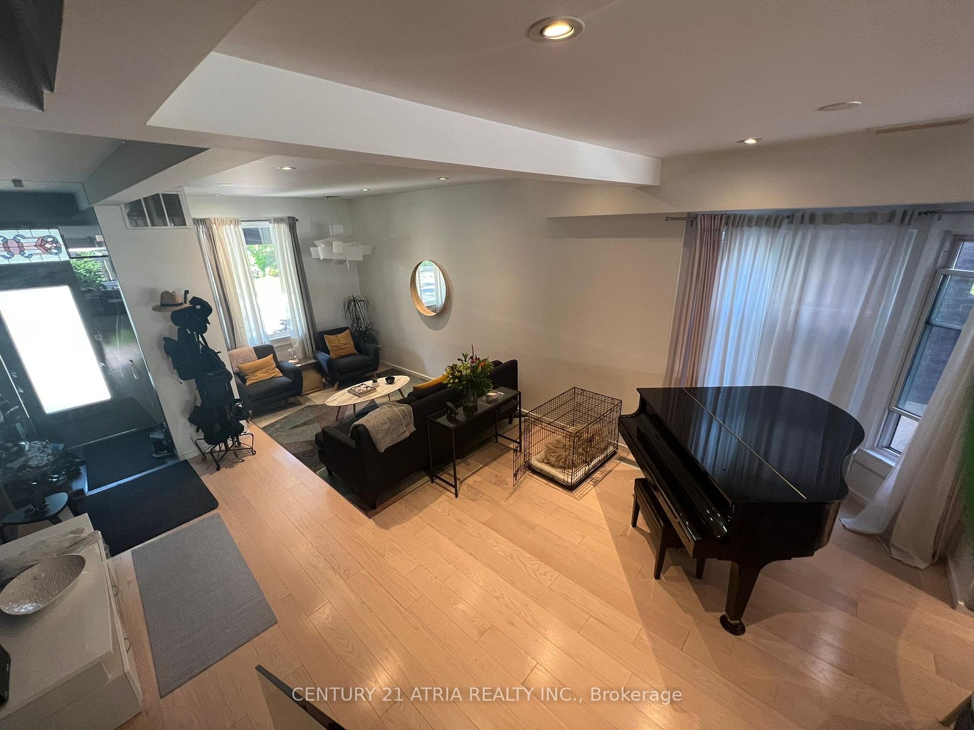 109 Simpson Avenue, Toronto E01, ON M4K 1A1