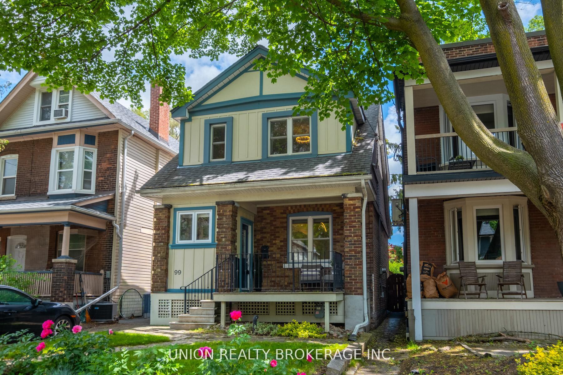 99 Hiawatha Road, Toronto E01, ON M4L 2X7