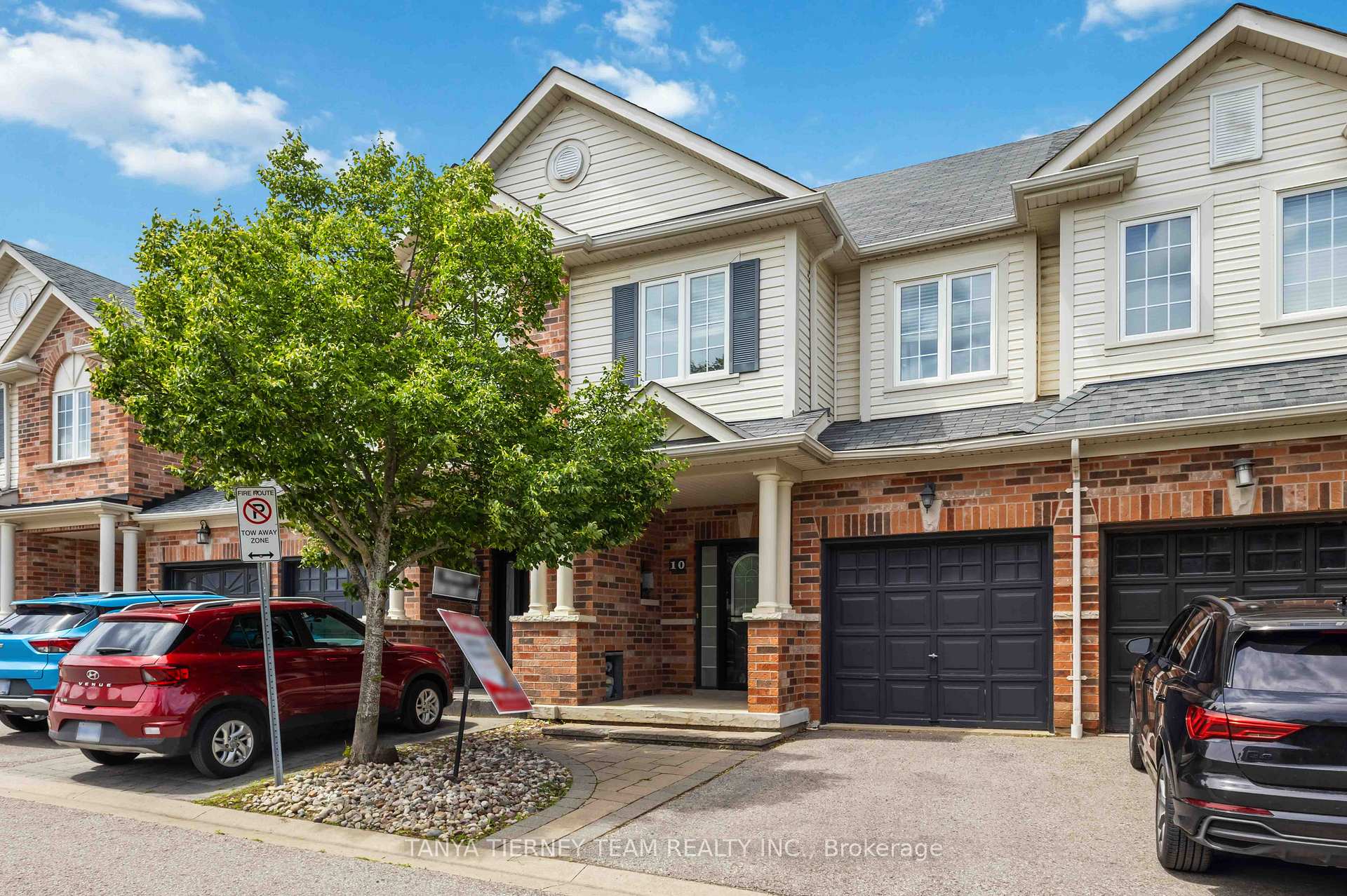 10 Ramona Way, Whitby, ON L1M 0E9