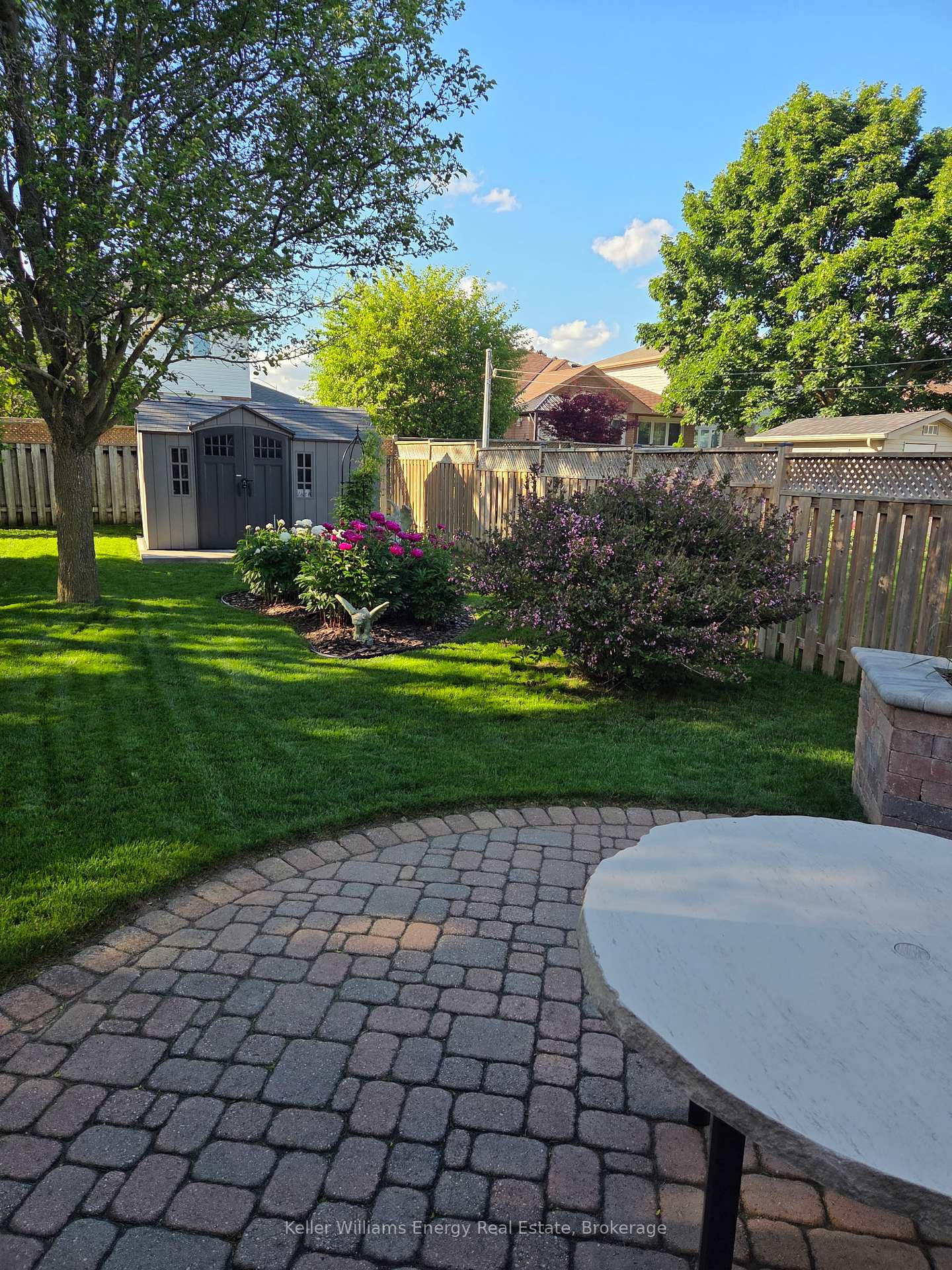 18 Arran Court, Clarington, ON L1E 2E5