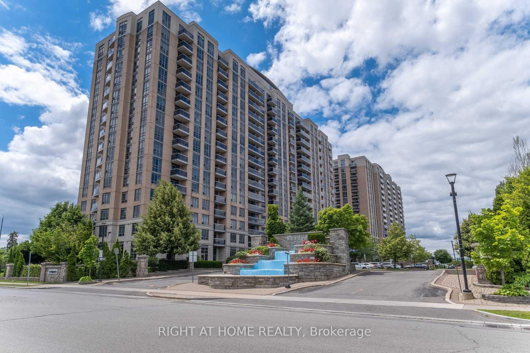 8 Mondeo Drive 1512, Toronto E04, ON M1P 5C7