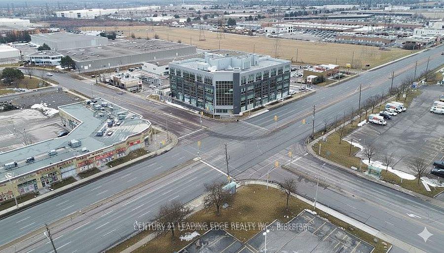 2855 Markham Road 207, Toronto E11, ON M1X 0C3