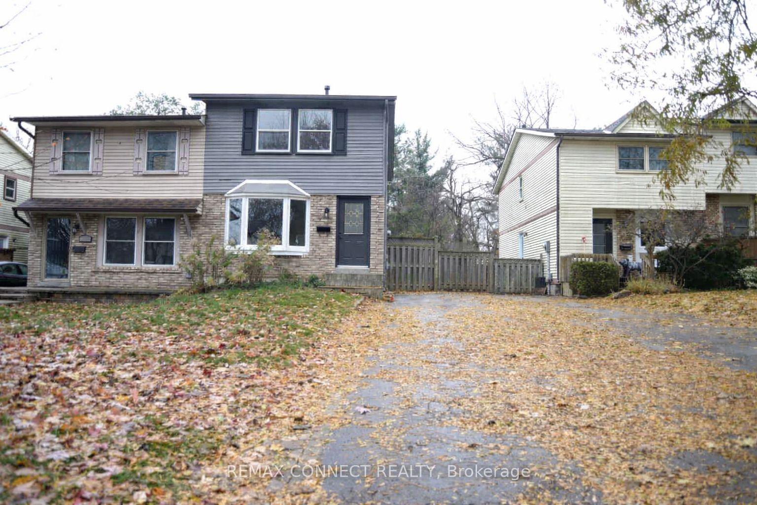 338 Homestead Court, Oshawa, ON L1J 6V3