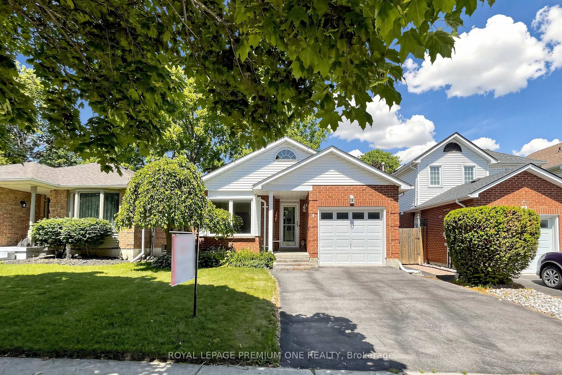 4 Prout Drive, Clarington, ON L1C 4A4