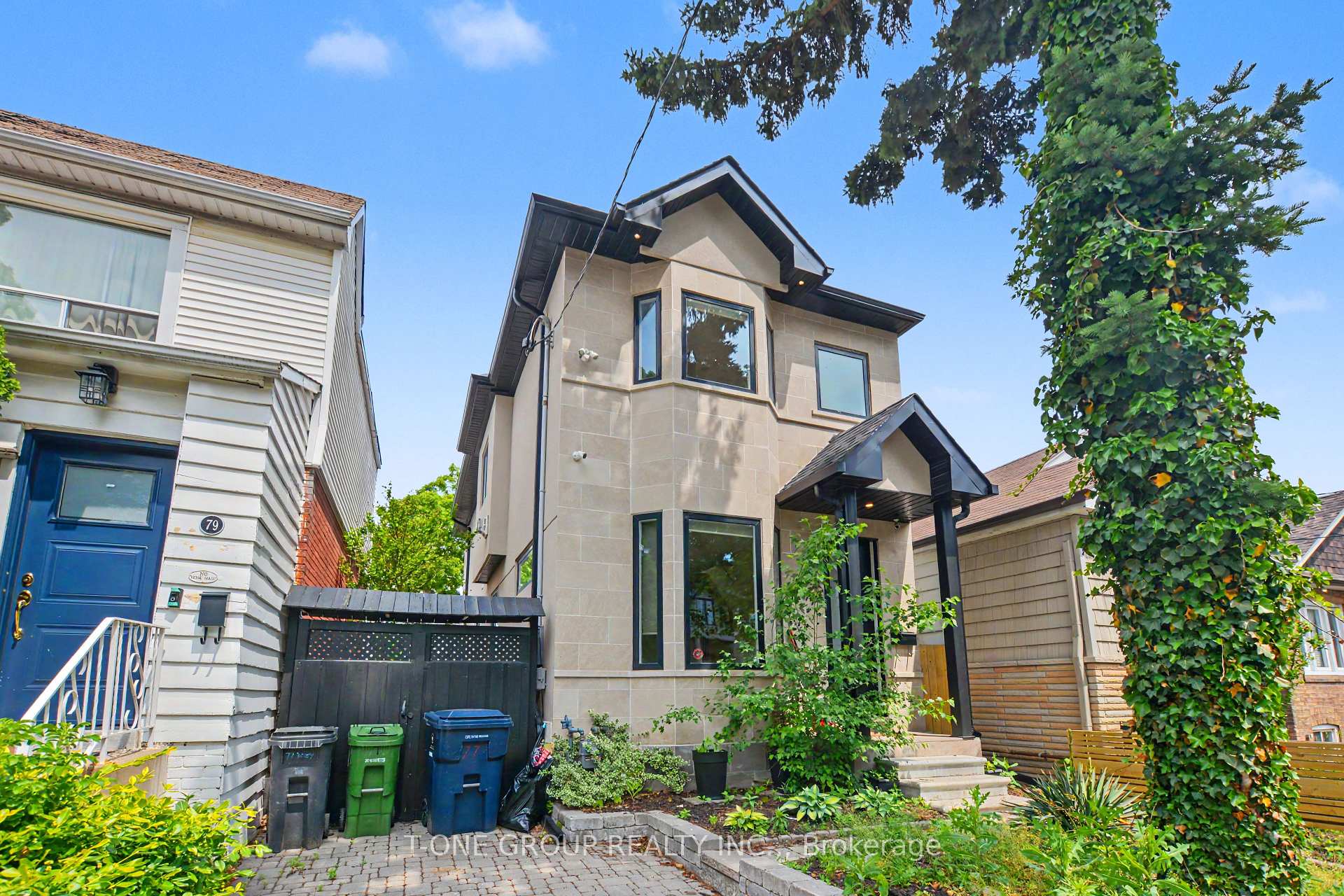77 Wiley Avenue, Toronto E03, ON M4J 3W5