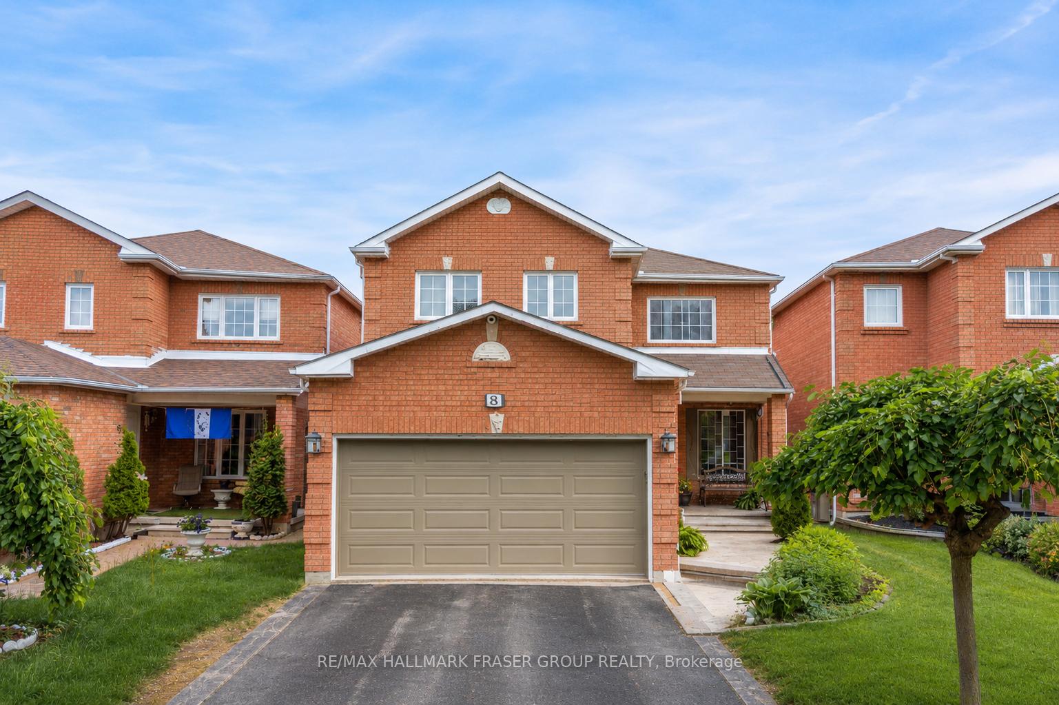 8 Iles Street, Ajax, ON L1T 3V7