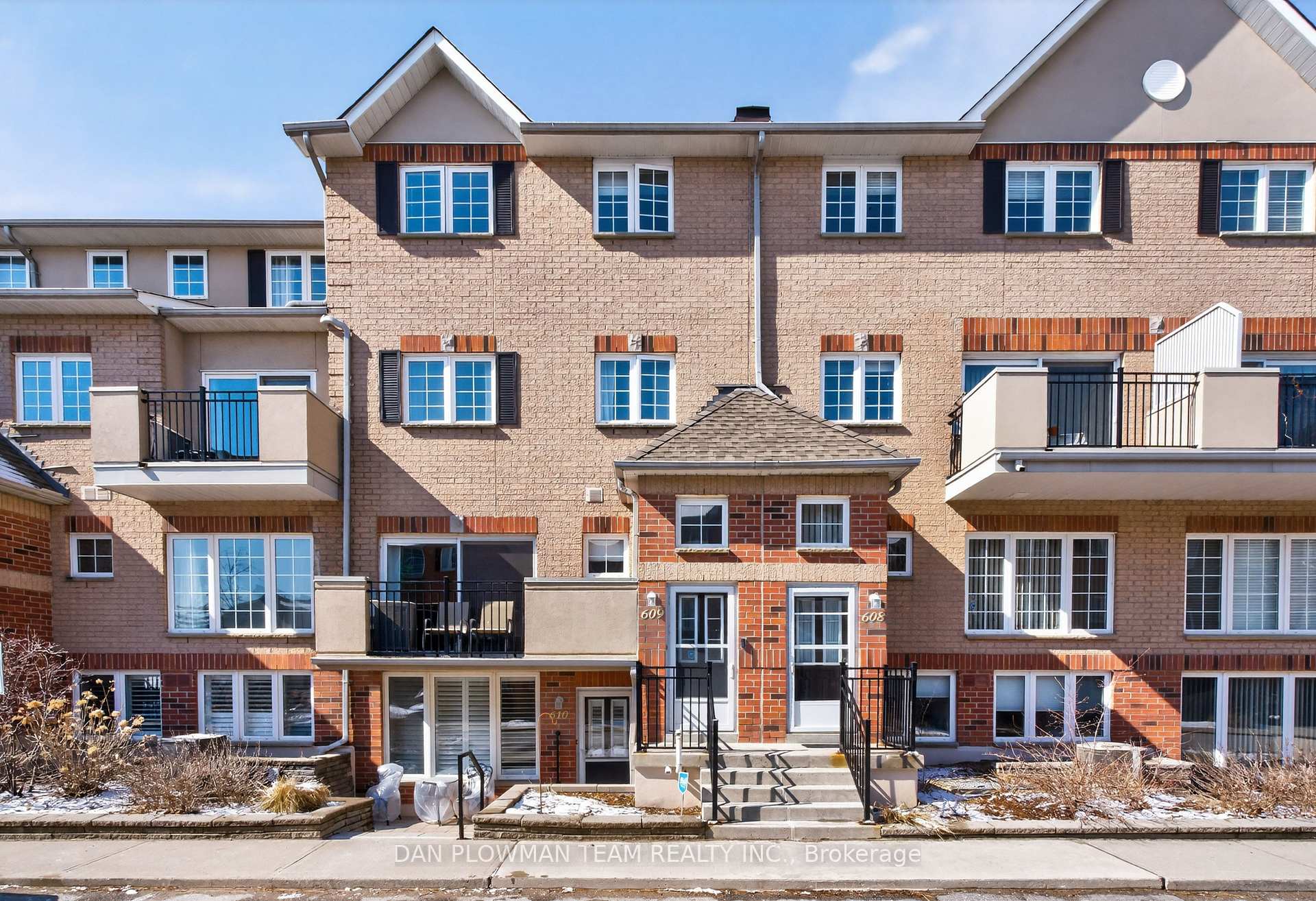 1400 The Esplanade Street N 609, Pickering, ON L1V 6V2