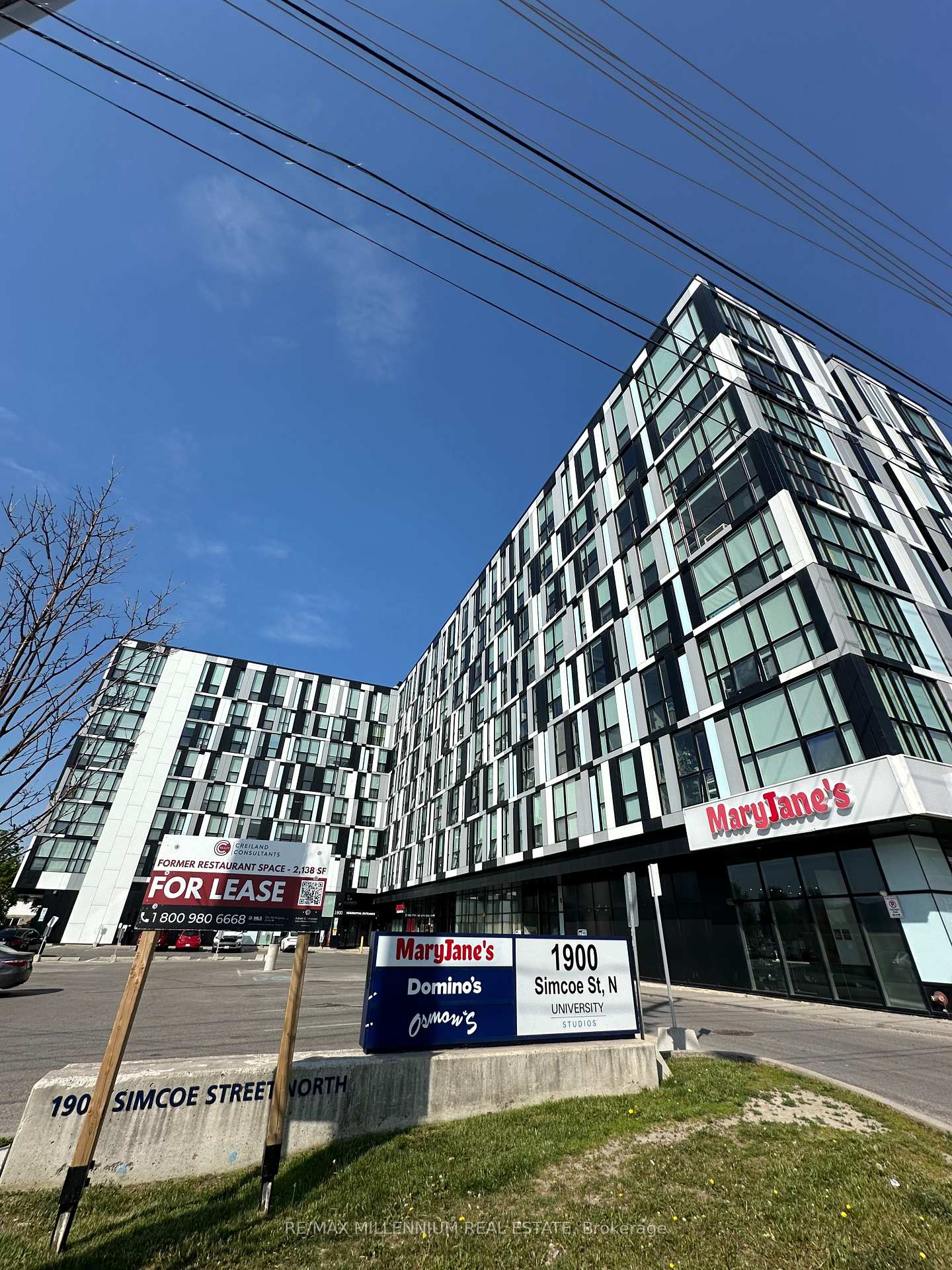 1900 Simcoe Street N 408, Oshawa, ON L1G 4Y3