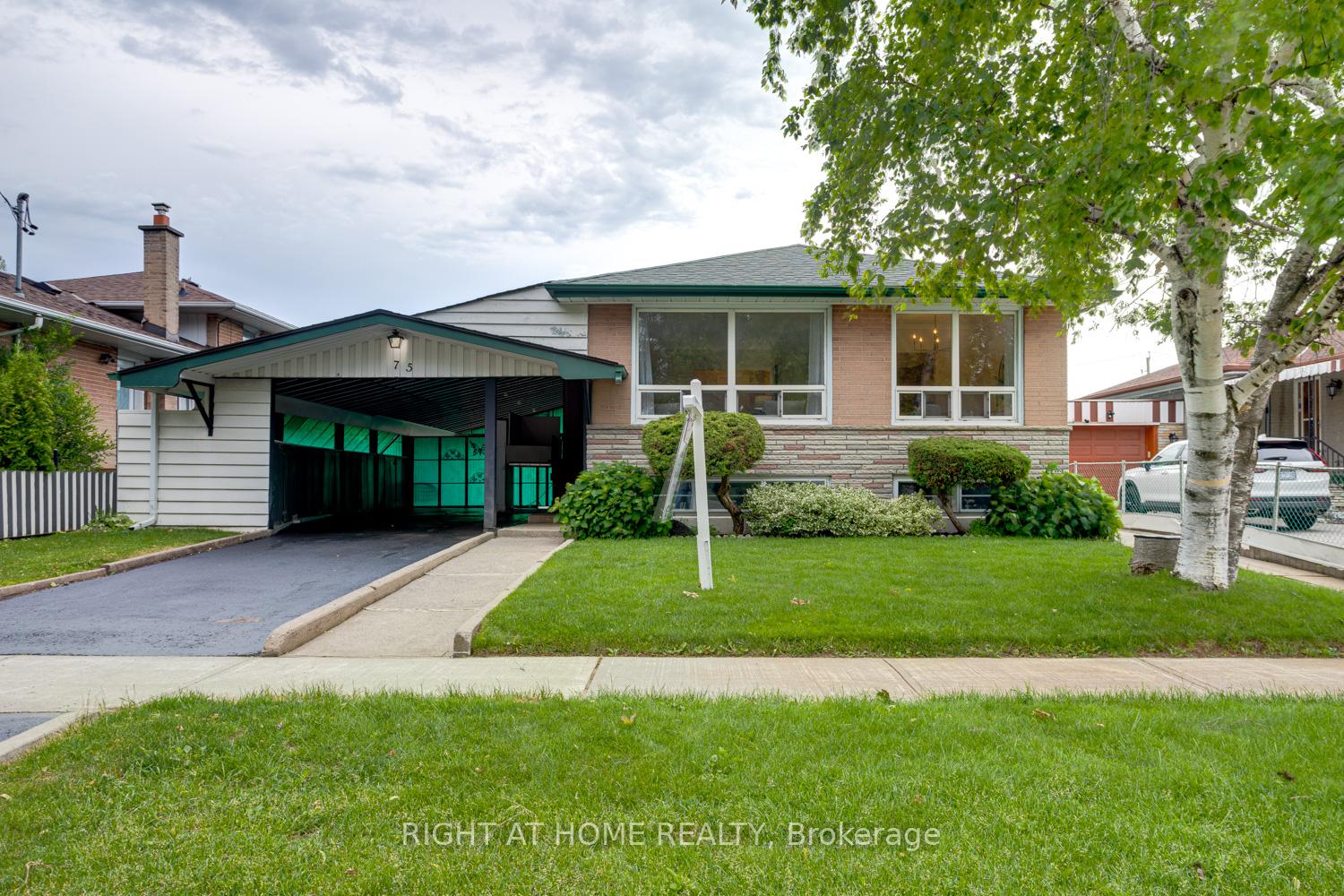 75 Milford Haven Drive, Toronto E09, ON M1G 3C9