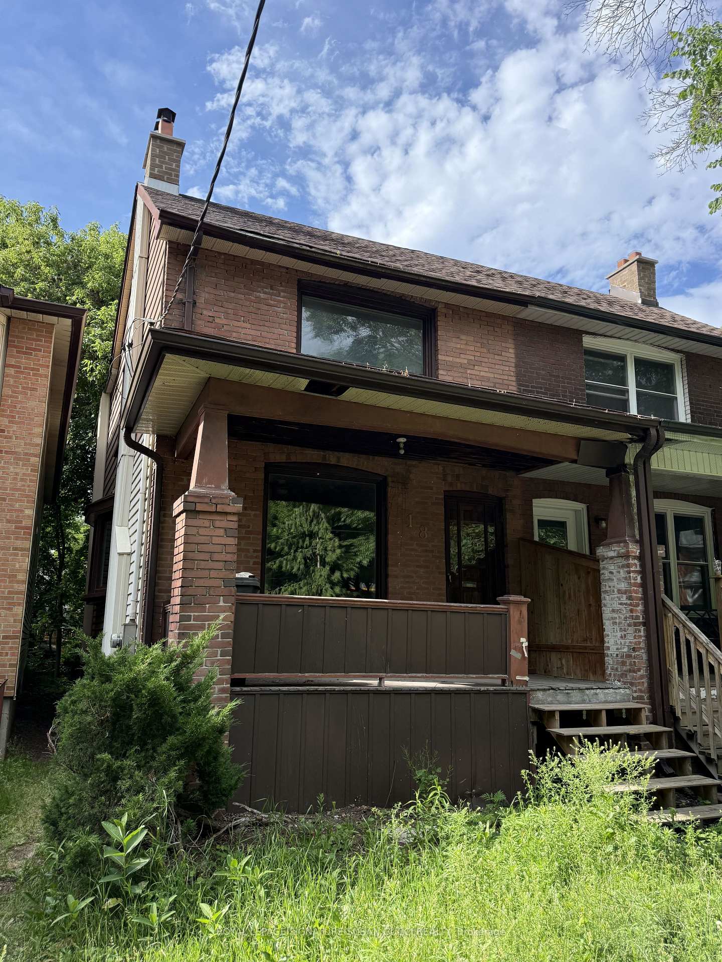 18 Aldergrove Avenue, Toronto E02, ON M4C 1B2