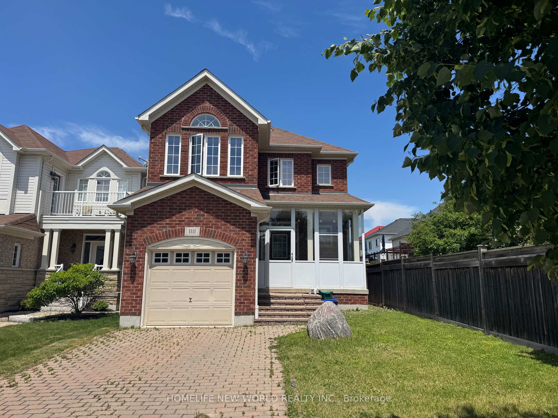 1111 Glenbourne Drive, Oshawa, ON L1K 0B8