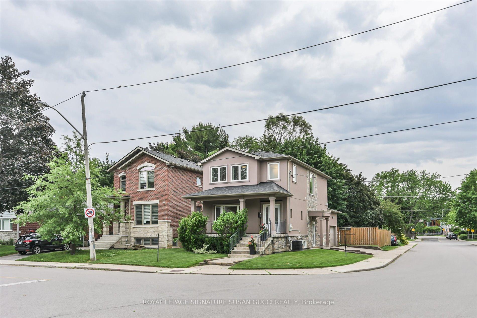 122 Cedarcrest Boulevard, Toronto E03, ON M4B 2P3