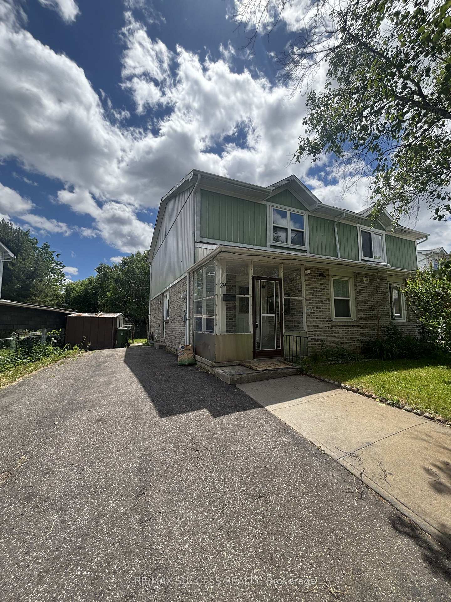 29 Horseley Hill Drive, Toronto E11, ON M1B 1W4